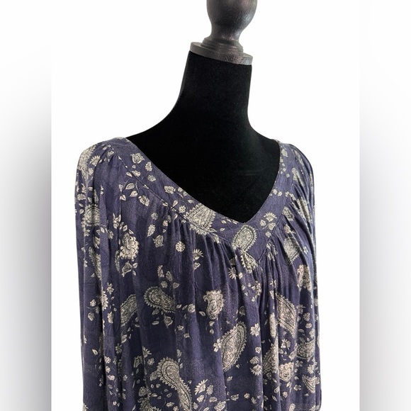 Ces Femme Navy and Cream Paisley Peasant Tunic Top Size M Boho Chic - Picture 2 of 8